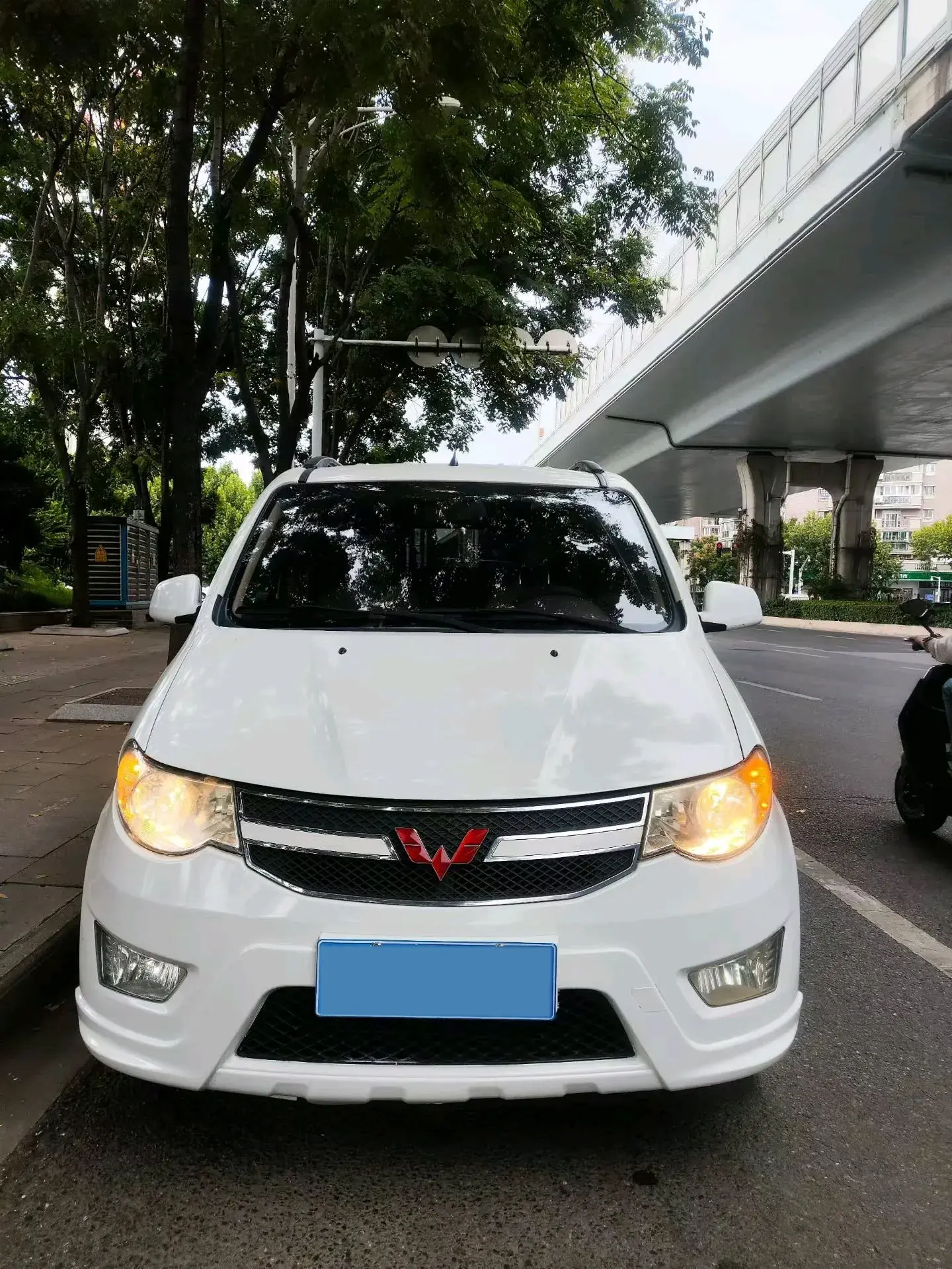 2014 WULING HONGGUANG thumbnail 2