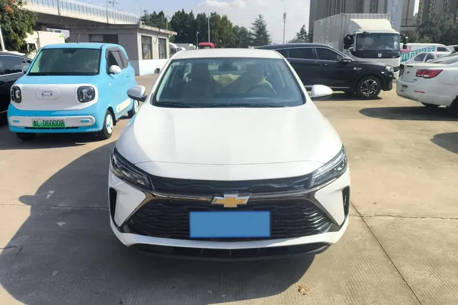 2023 CHEVROLET MONZA thumbnail 2