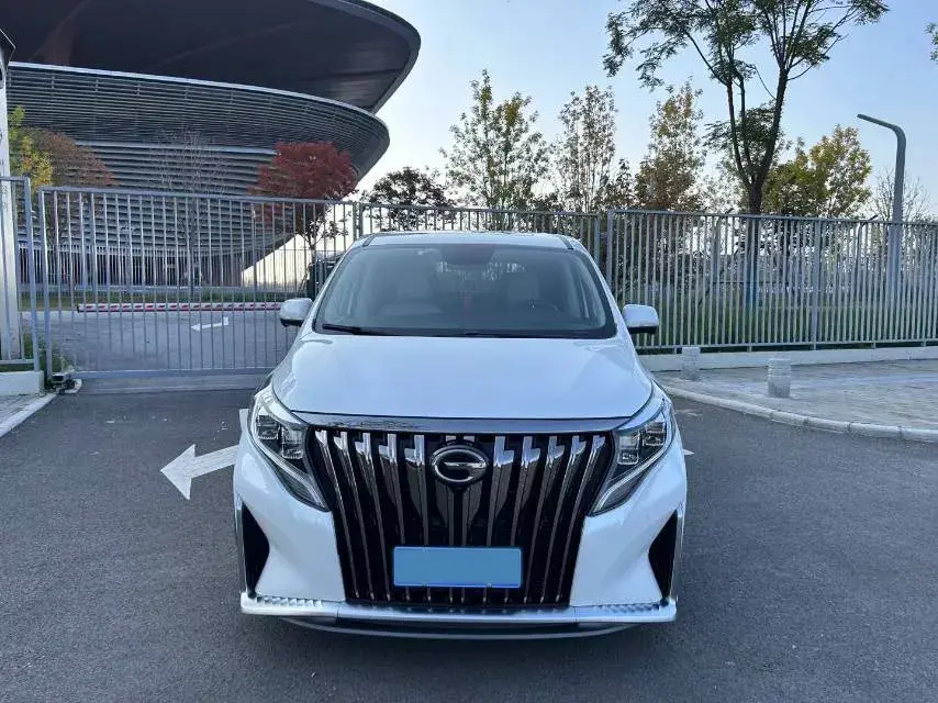 2021 GAC TRUMPCHI thumbnail 3