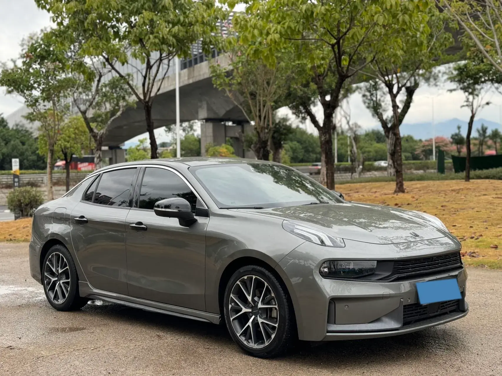 2021 LYNK&CO 03 thumbnail 3