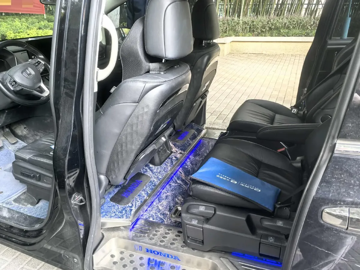 2022 Honda Odyssey 2.0L 146HP L4 E-CVT Hybrid,autocango,china used car exporter,china ev exporter,chinese used car exporter,chinese used ev exporter