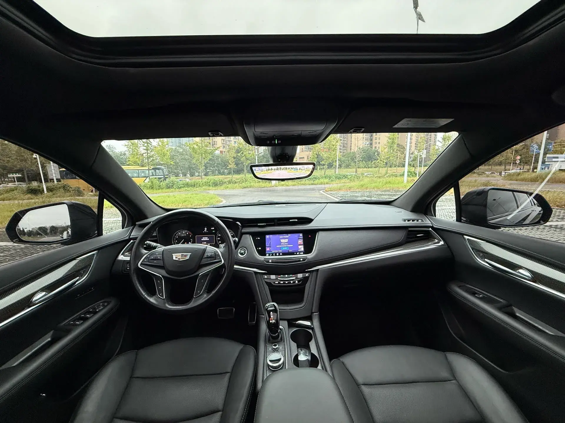 2022 CADILLAC XT5 thumbnail 4