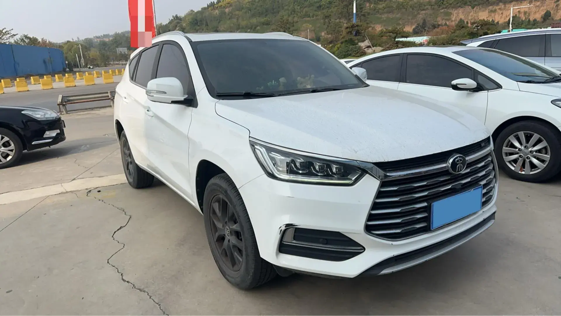 2021 BYD SONG thumbnail 3