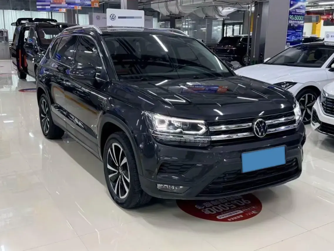 2021 VOLKSWAGEN THARU thumbnail 3