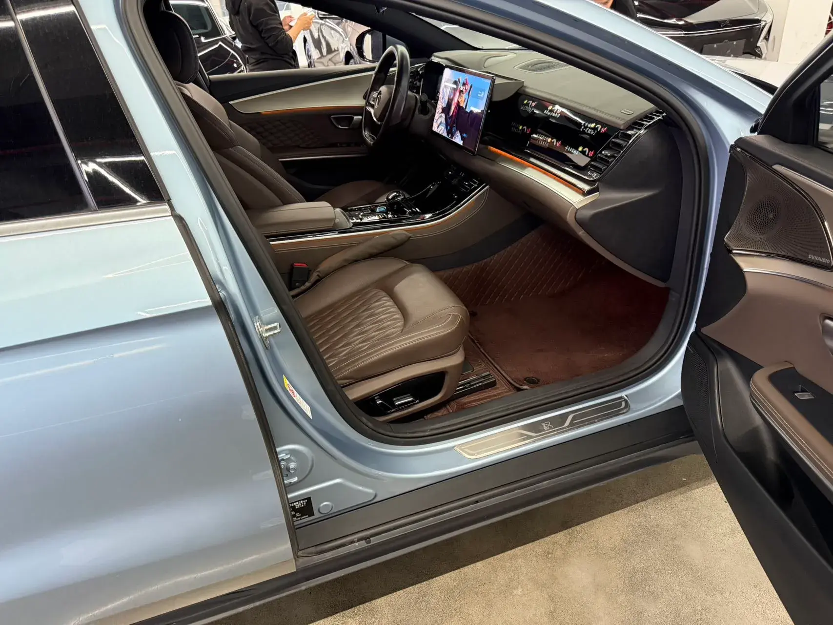 2023 BYD HAN thumbnail 3