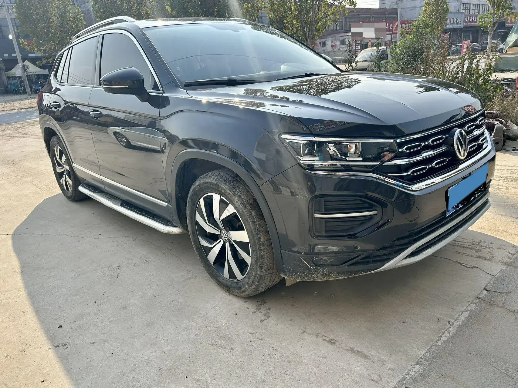 2019 VOLKSWAGEN TAYRON thumbnail 2