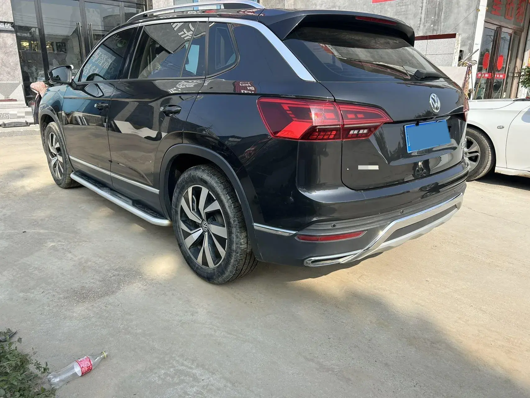 2019 VOLKSWAGEN TAYRON thumbnail 3