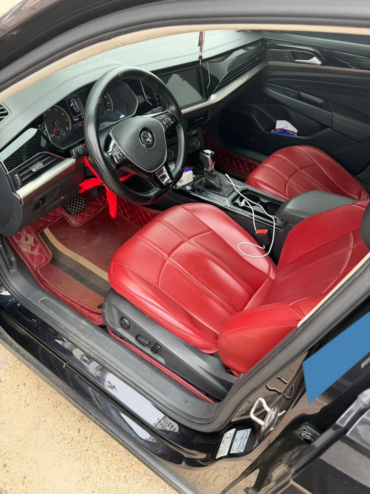 2020 VOLKSWAGEN PASSAT thumbnail 3