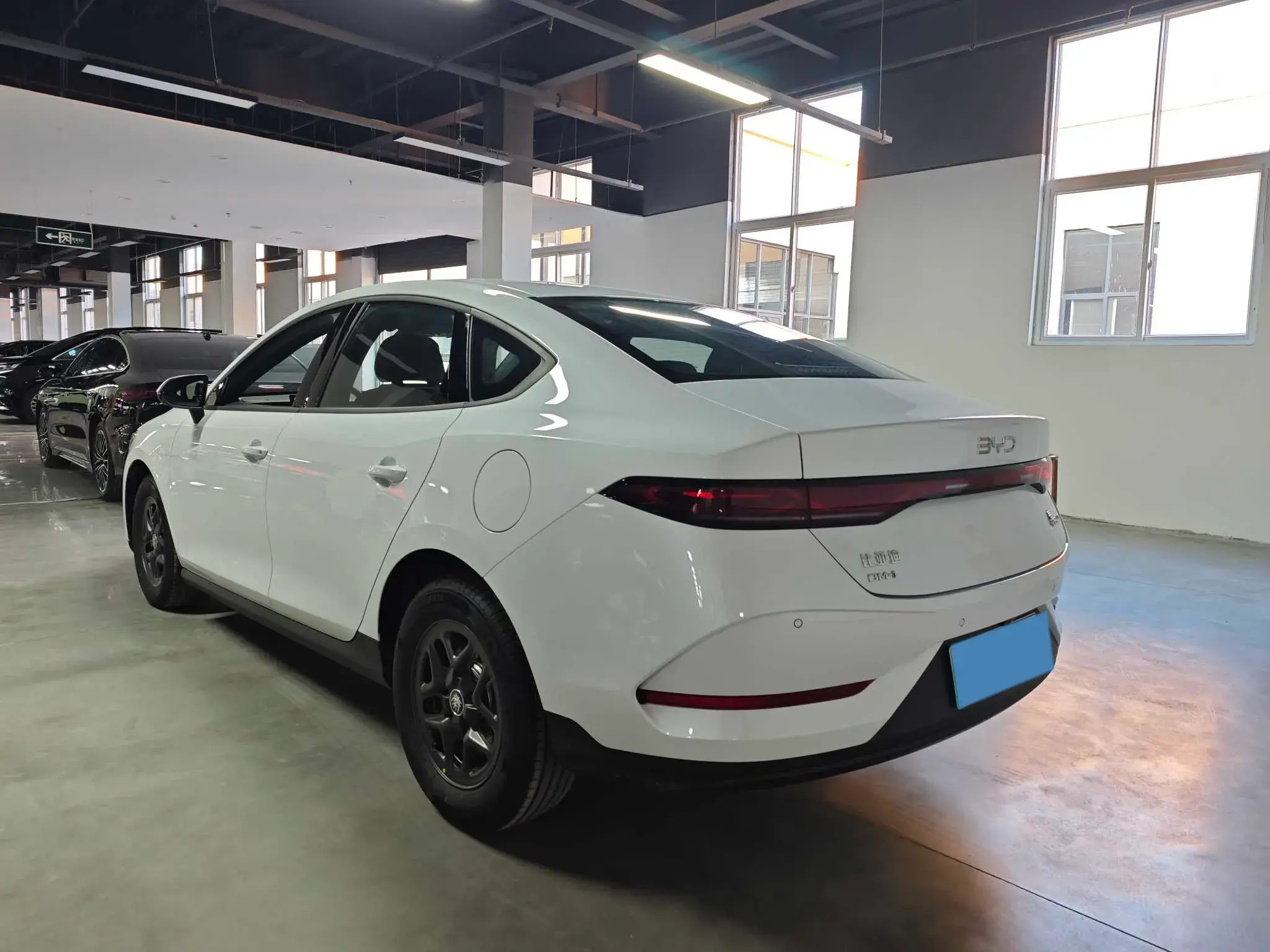 2025 BYD QIN thumbnail 3