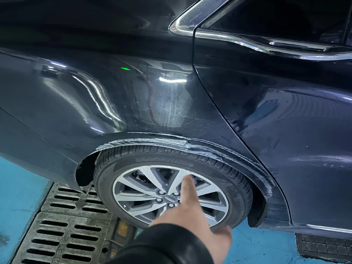 2019 Lincoln Continental 2.0T 261HP L4 6AT,autocango,china used car exporter,china ev exporter,chinese used car exporter,chinese used ev exporter