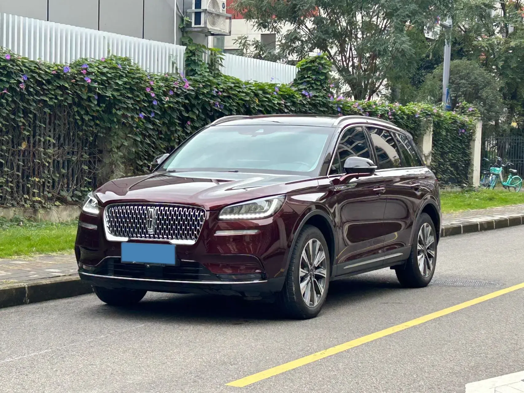 2022 LINCOLN CORSAIR view 1