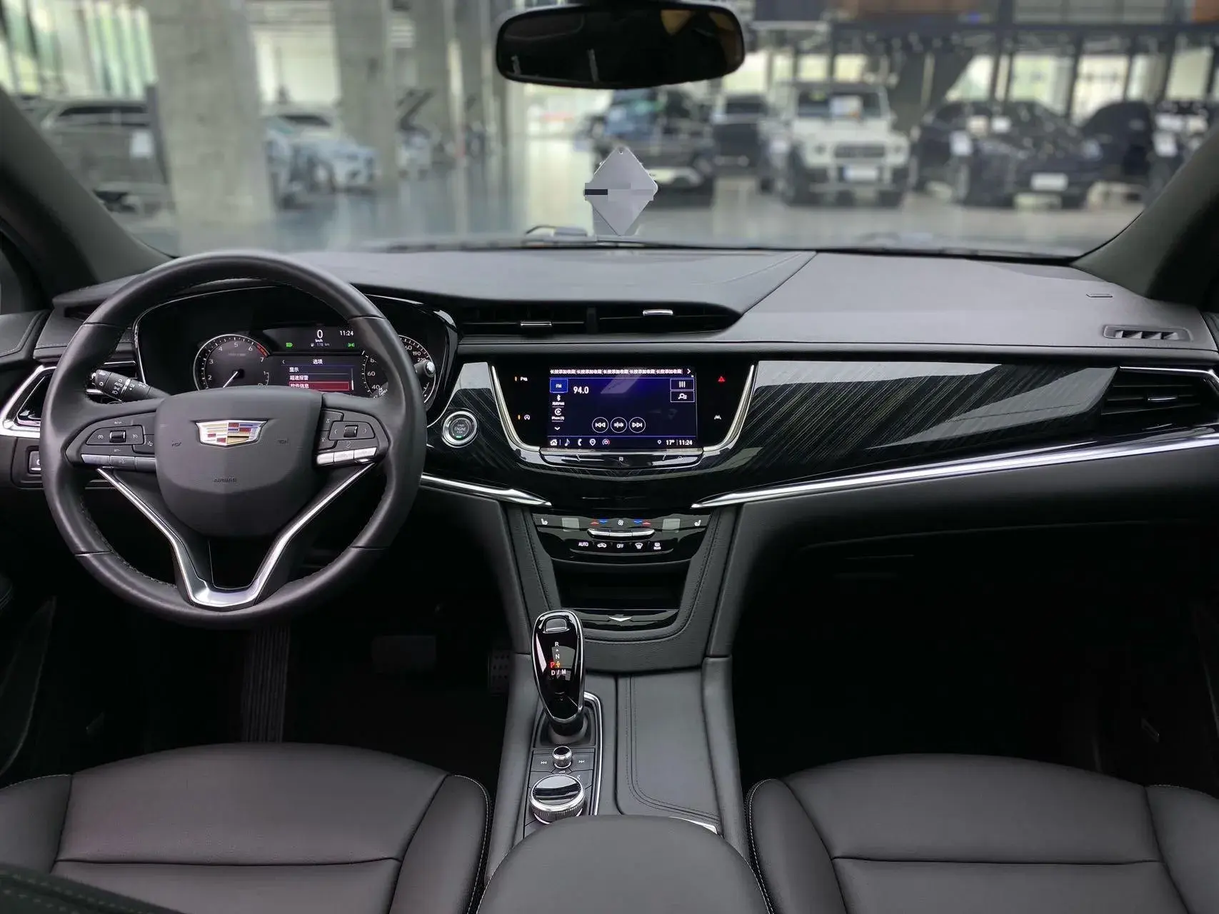 2021 CADILLAC XT6 thumbnail 4