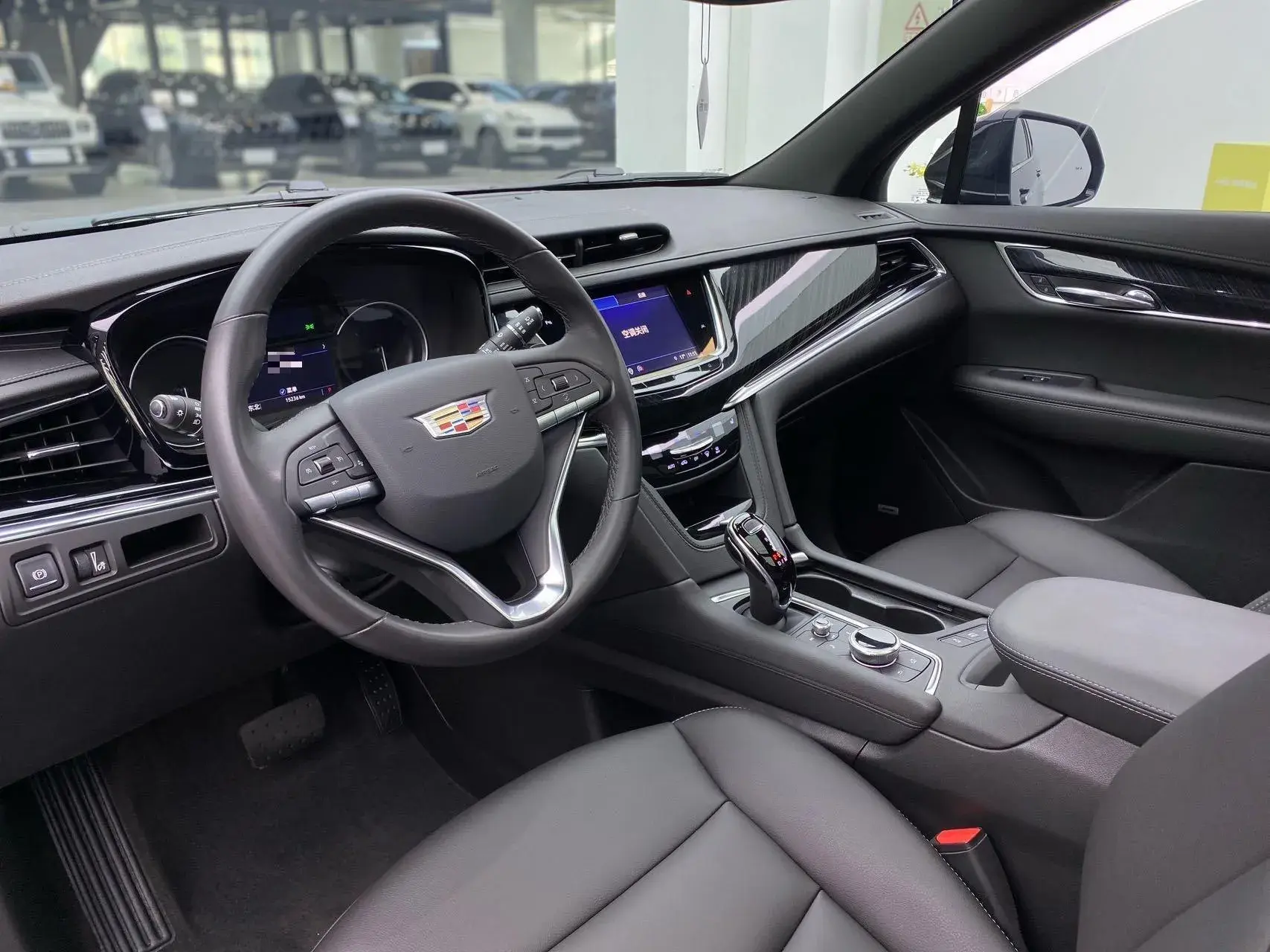 2021 CADILLAC XT6 thumbnail 2
