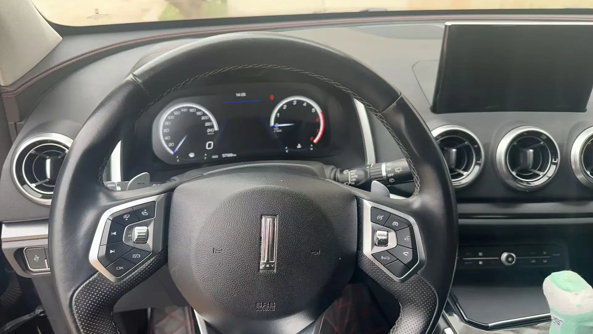 2017 ZOTYE T700 thumbnail 4