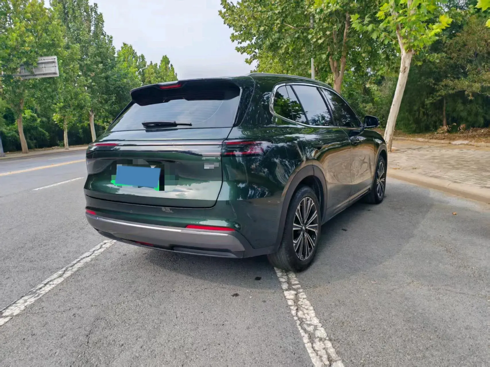 2025 GEELY GALAXY thumbnail 4