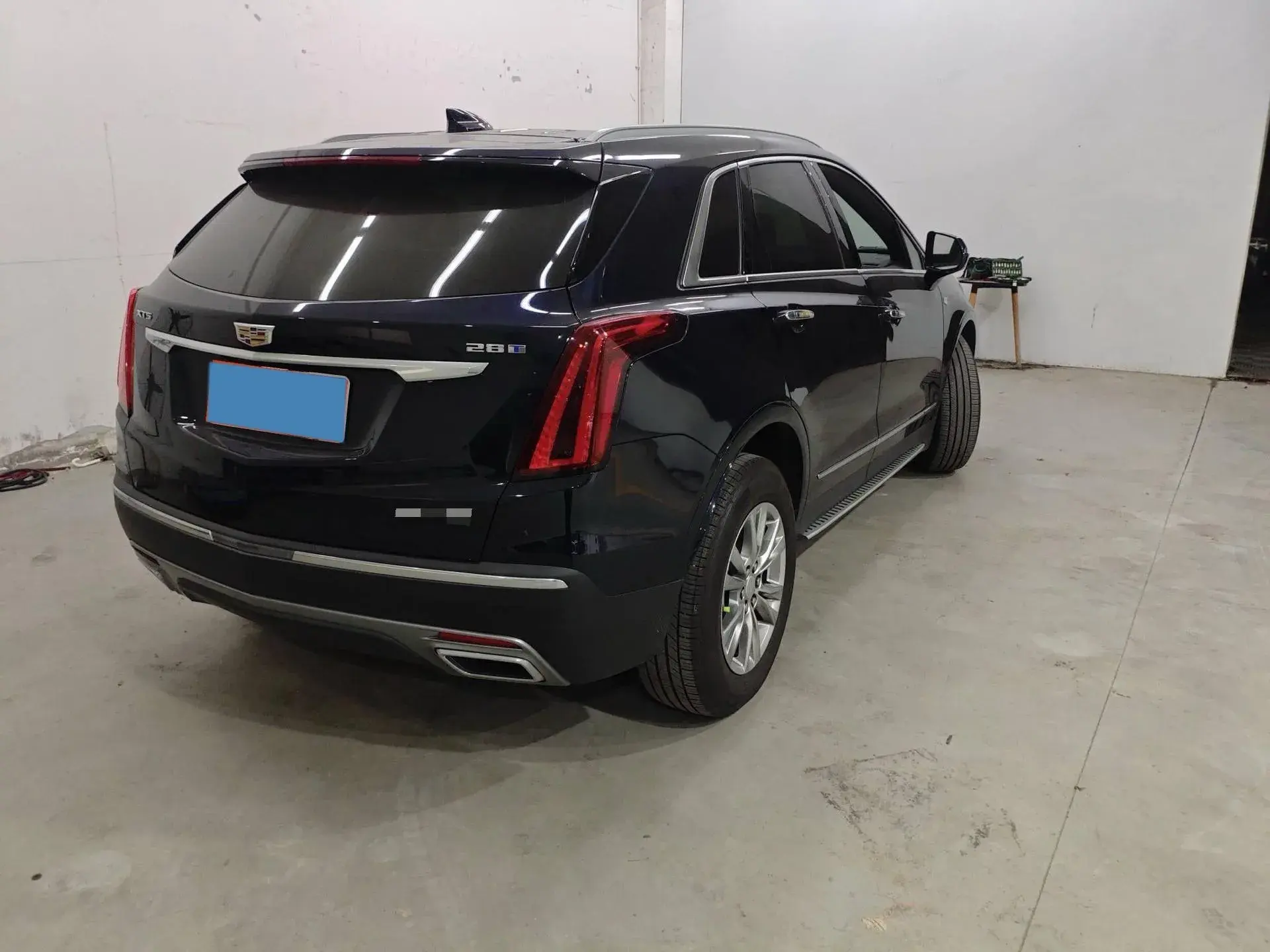 2022 CADILLAC XT5 thumbnail 4