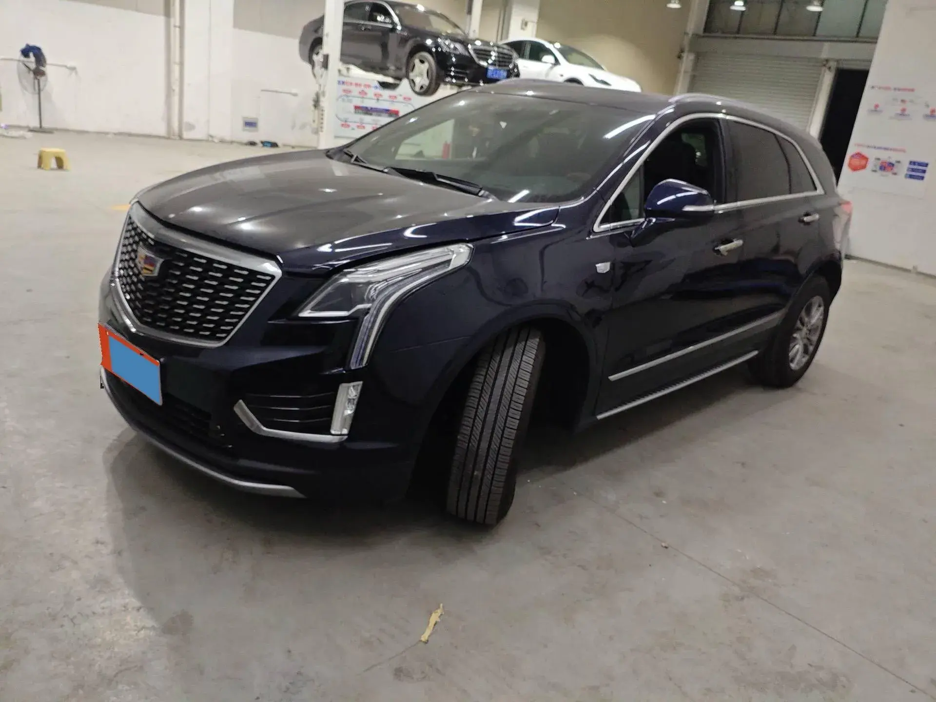 2022 CADILLAC XT5 view 1