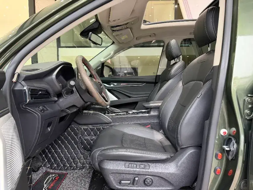 2017 MAXUS D90 thumbnail 4