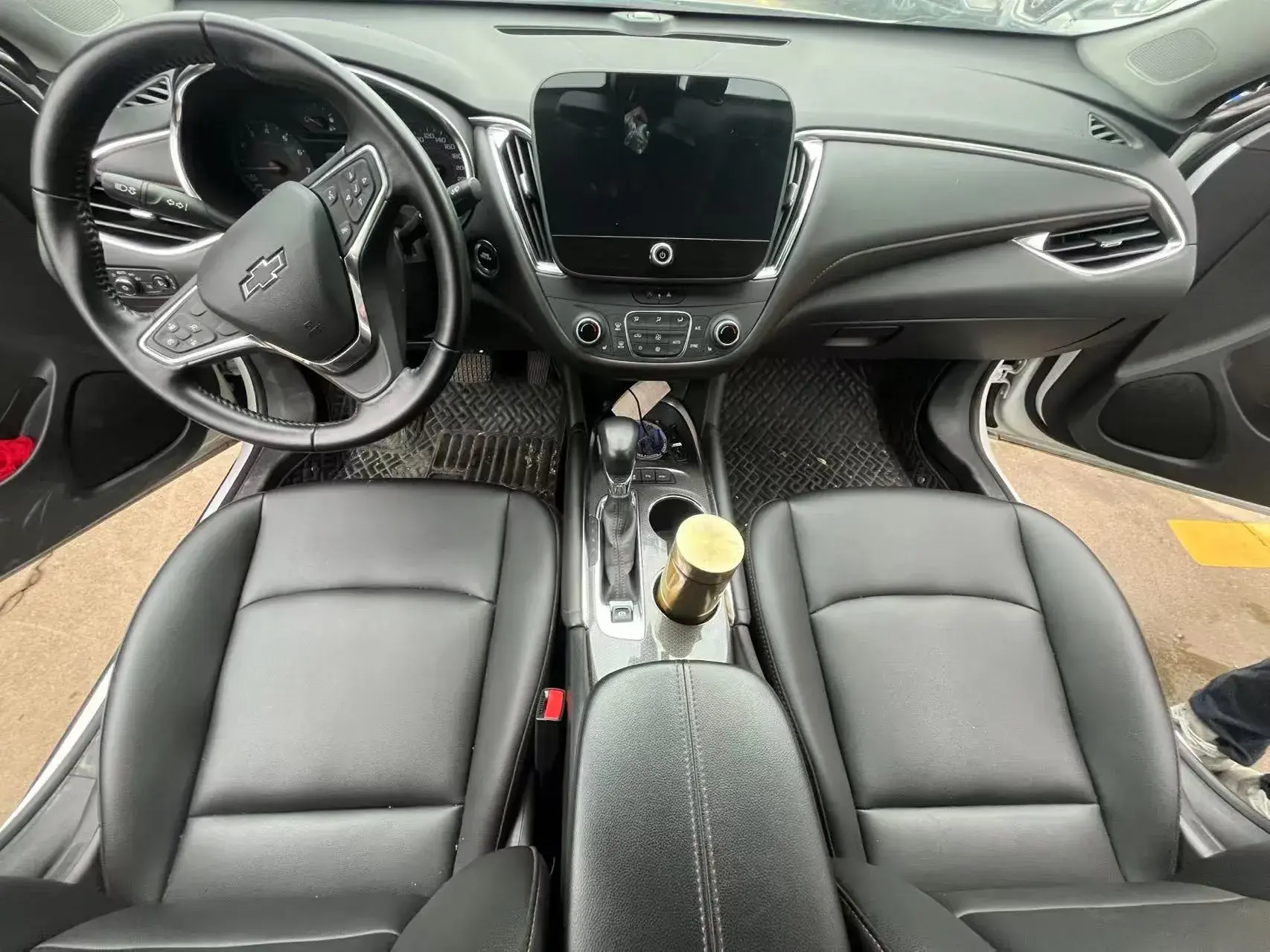 2022 CHEVROLET MALIBU thumbnail 3