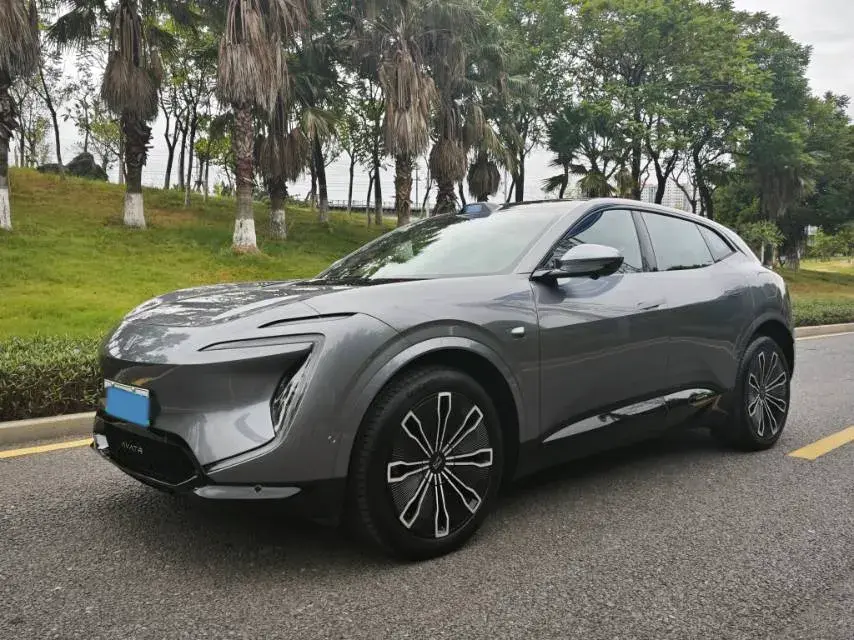 2024 AVATR 07 view 1