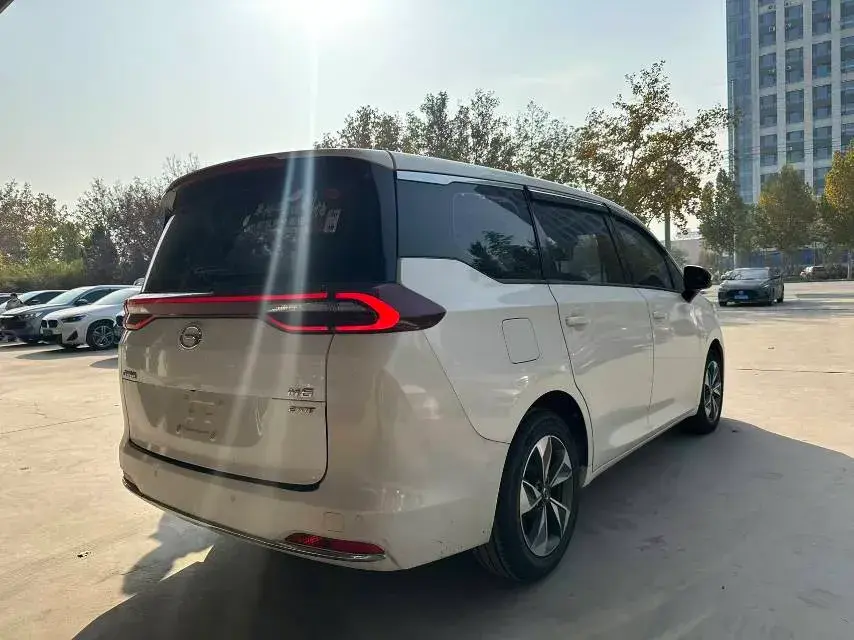 2021 GAC TRUMPCHI thumbnail 4