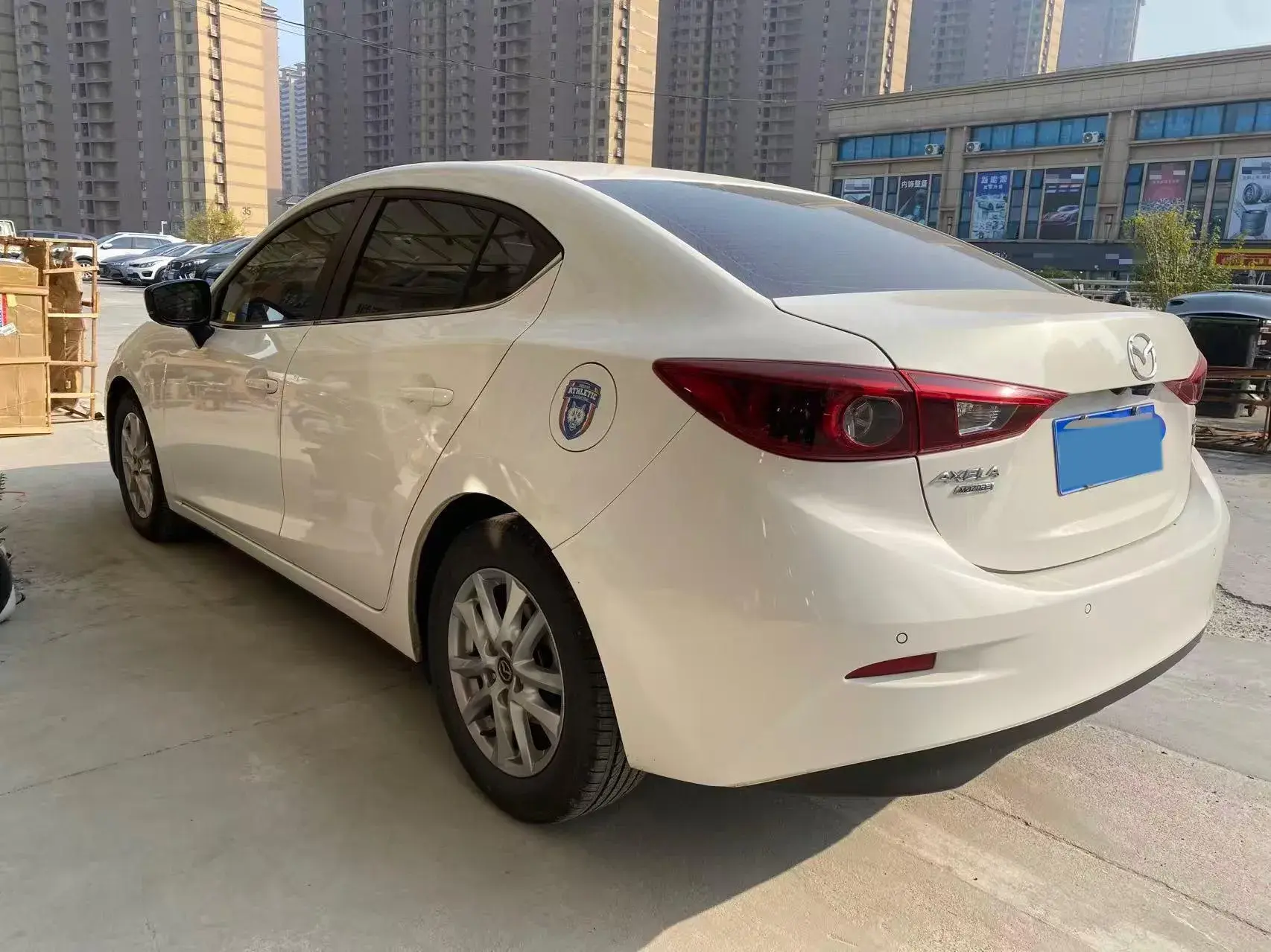 2017 MAZDA 3 thumbnail 2