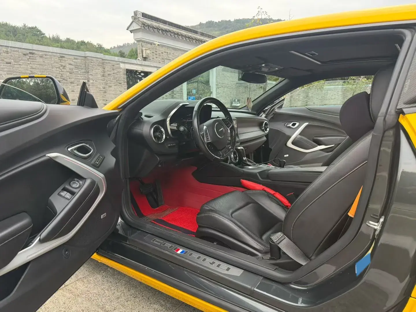 2017 CHEVROLET CAMARO thumbnail 4