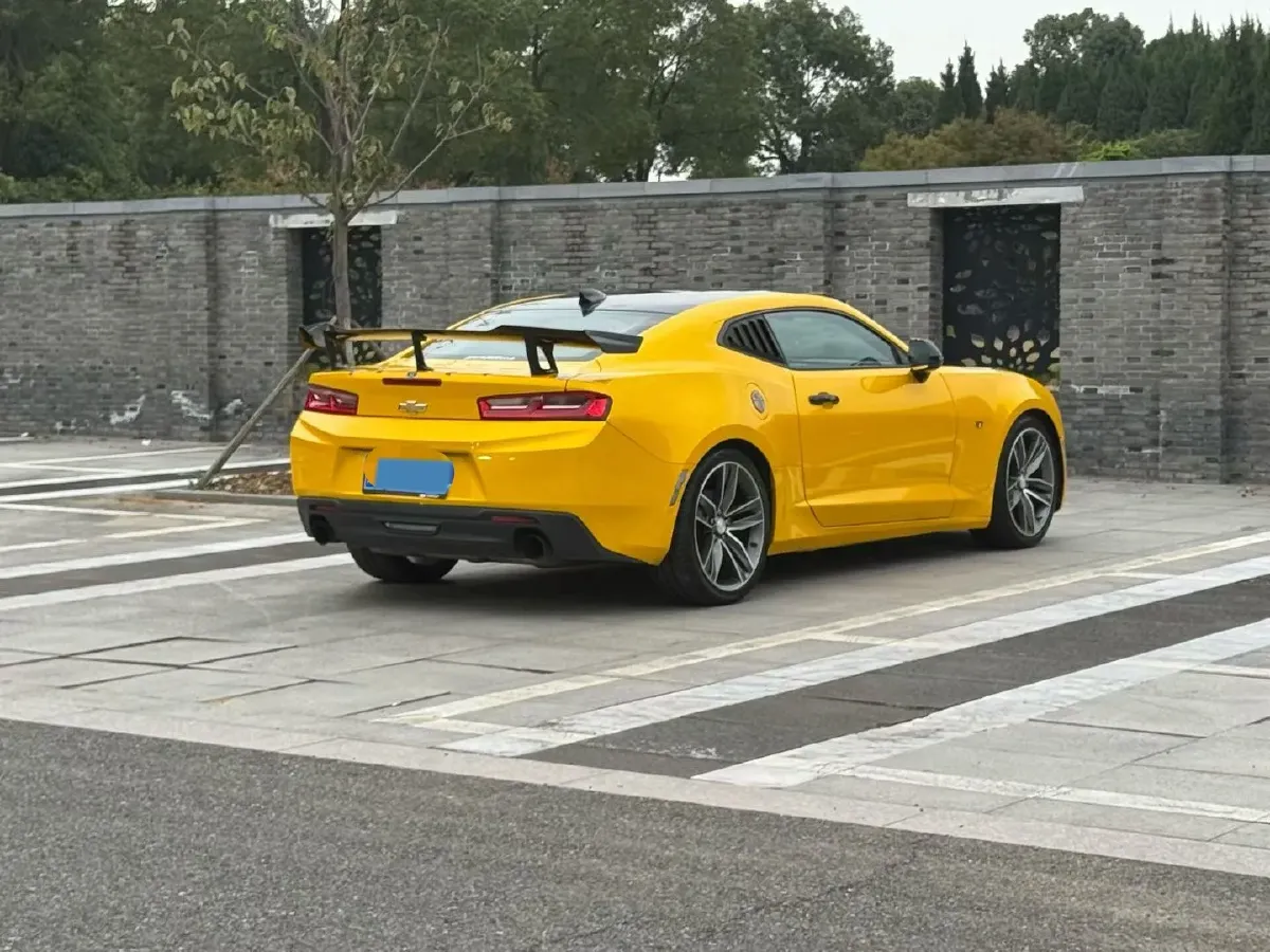 2017 Chevrolet Camaro 2.0T 275HP L4 8AT,autocango,china used car exporter,china ev exporter,chinese used car exporter,chinese used ev exporter