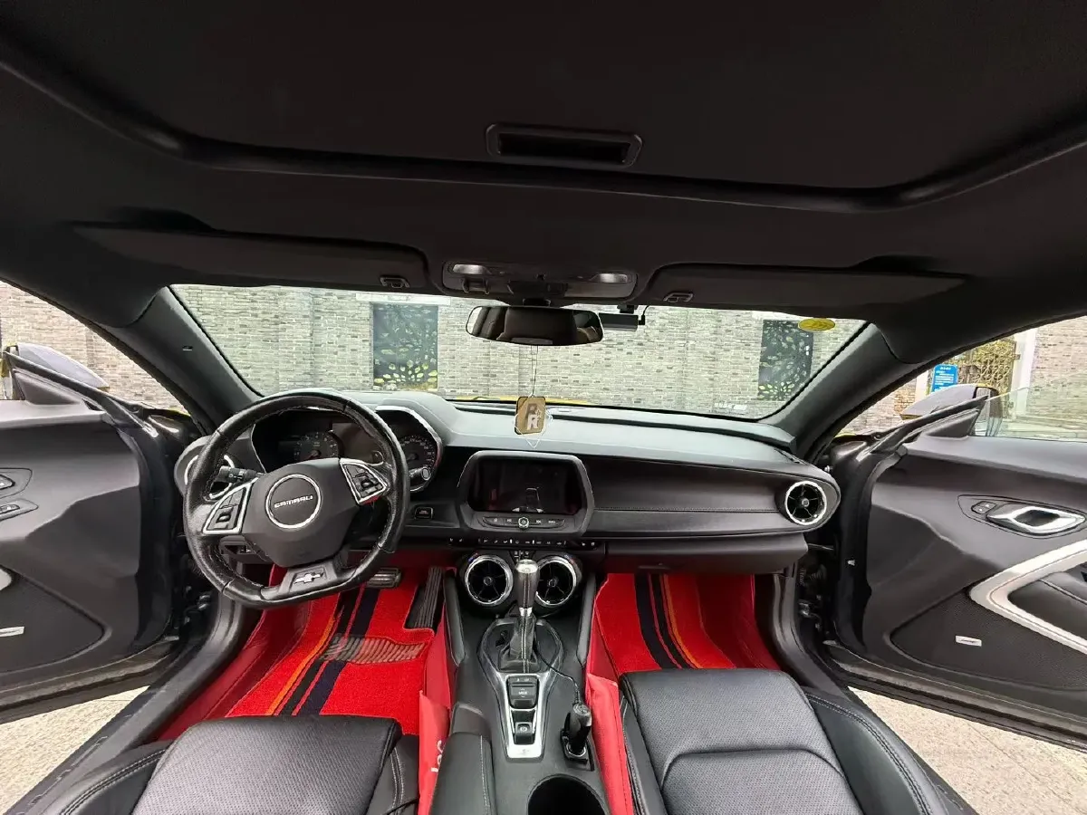 2017 Chevrolet Camaro 2.0T 275HP L4 8AT,autocango,china used car exporter,china ev exporter,chinese used car exporter,chinese used ev exporter