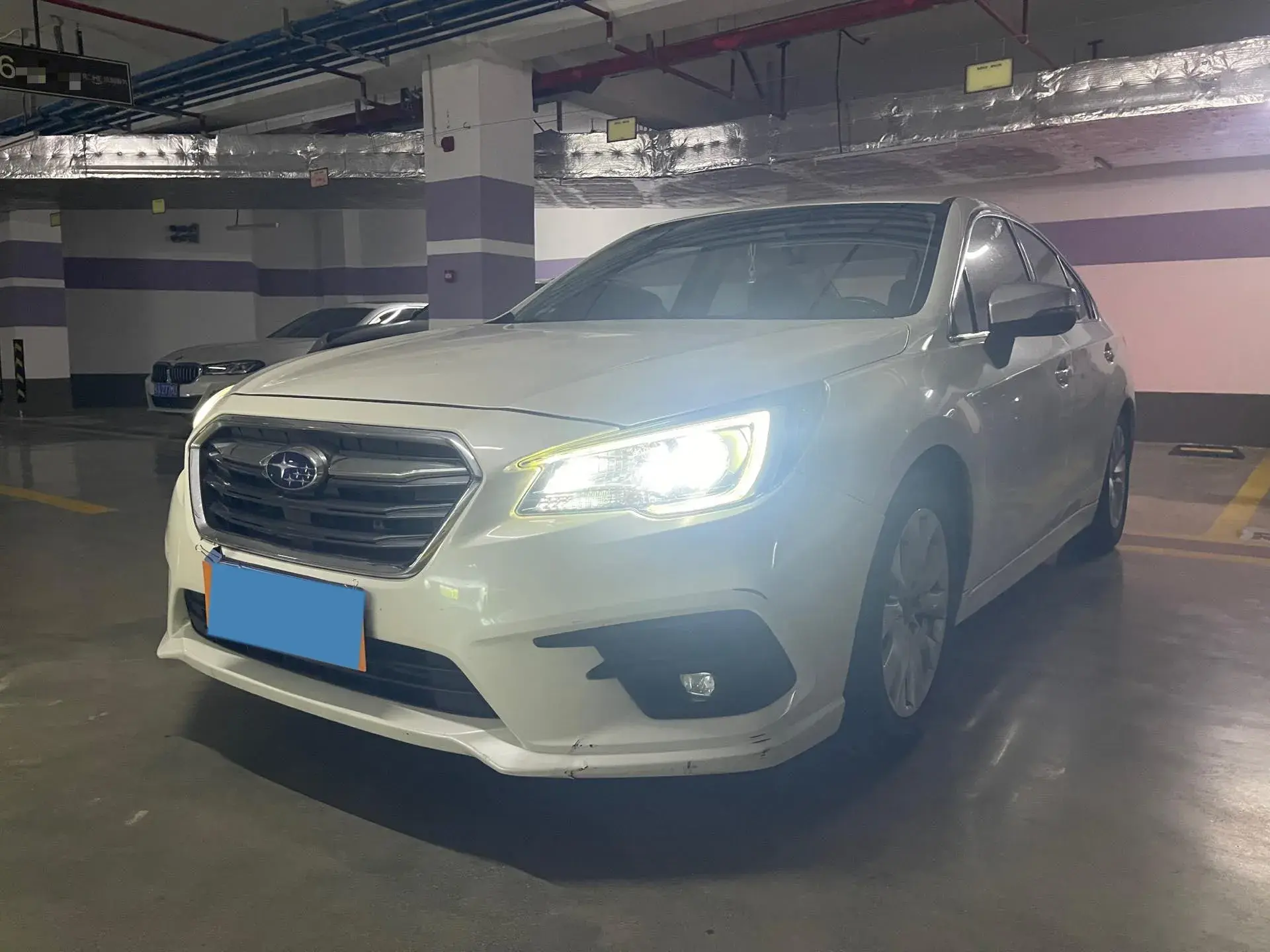 2019 SUBARU LEGACY view 1