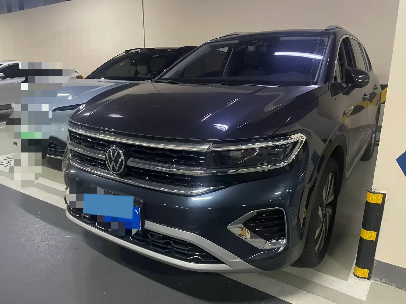 2021 VOLKSWAGEN TALAGON view 1