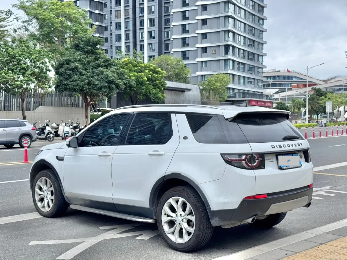 2018 Land Rover Discovery Sport 2.0T 241HP L4 9AT,autocango,china used car exporter,china ev exporter,chinese used car exporter,chinese used ev exporter
