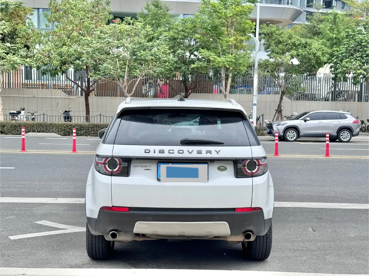 2018 Land Rover Discovery Sport 2.0T 241HP L4 9AT,autocango,china used car exporter,china ev exporter,chinese used car exporter,chinese used ev exporter