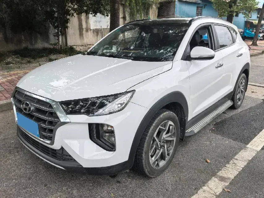 2019 HYUNDAI TUCSON view 1