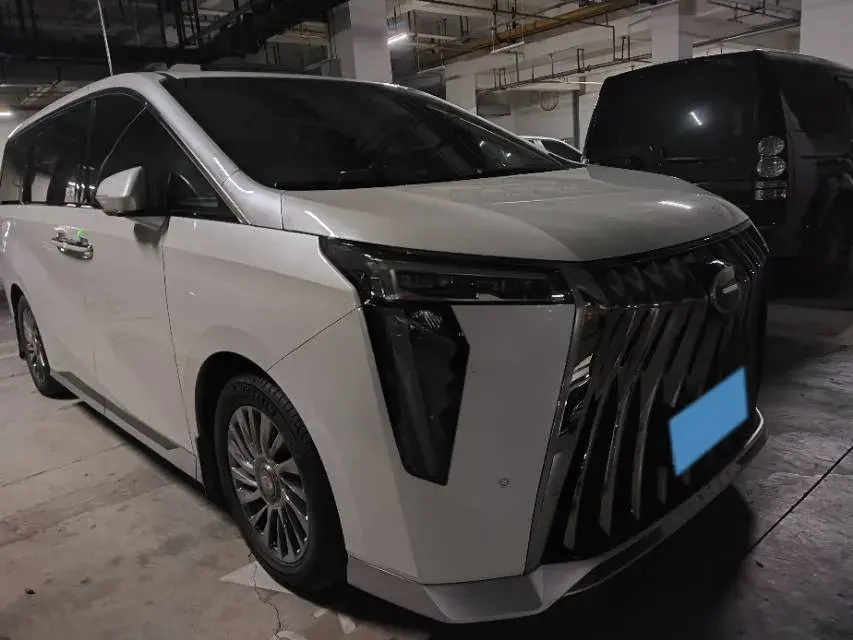 2023 GAC TRUMPCHI thumbnail 3