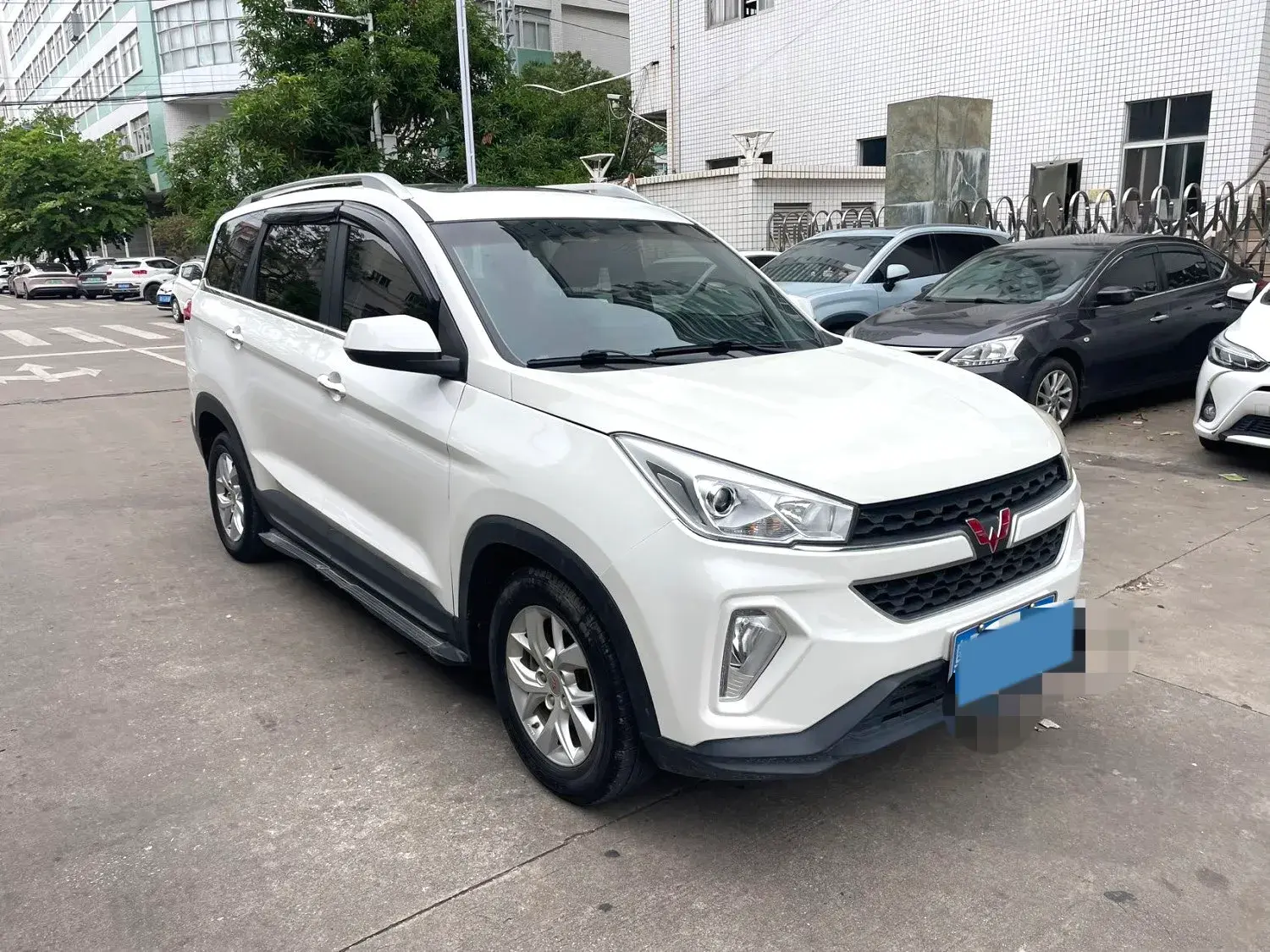 2018 WULING HONGGUANG thumbnail 3