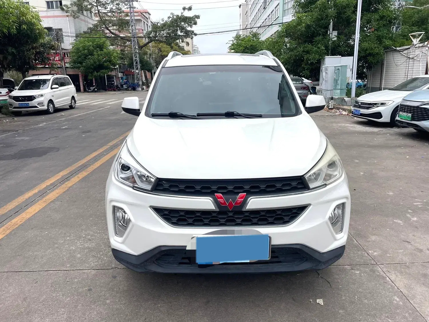 2018 WULING HONGGUANG thumbnail 2