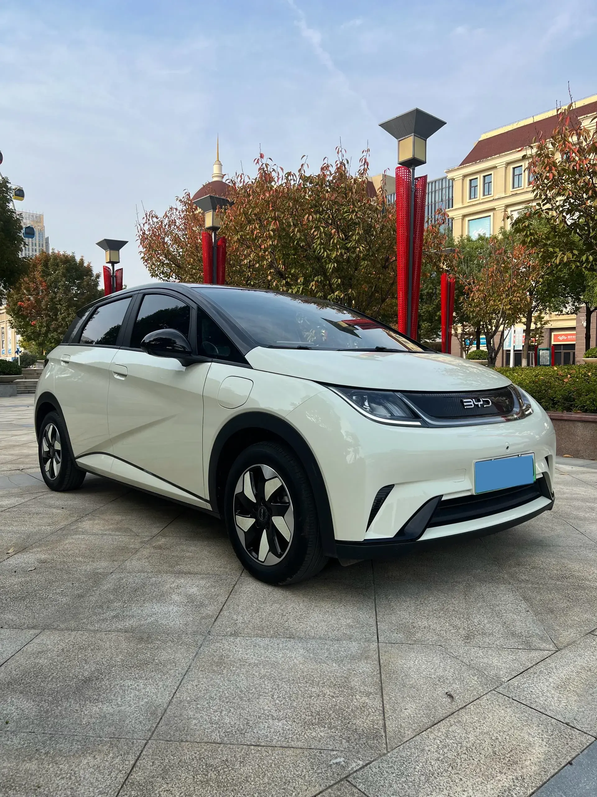 2025 BYD DOLPHIN thumbnail 3