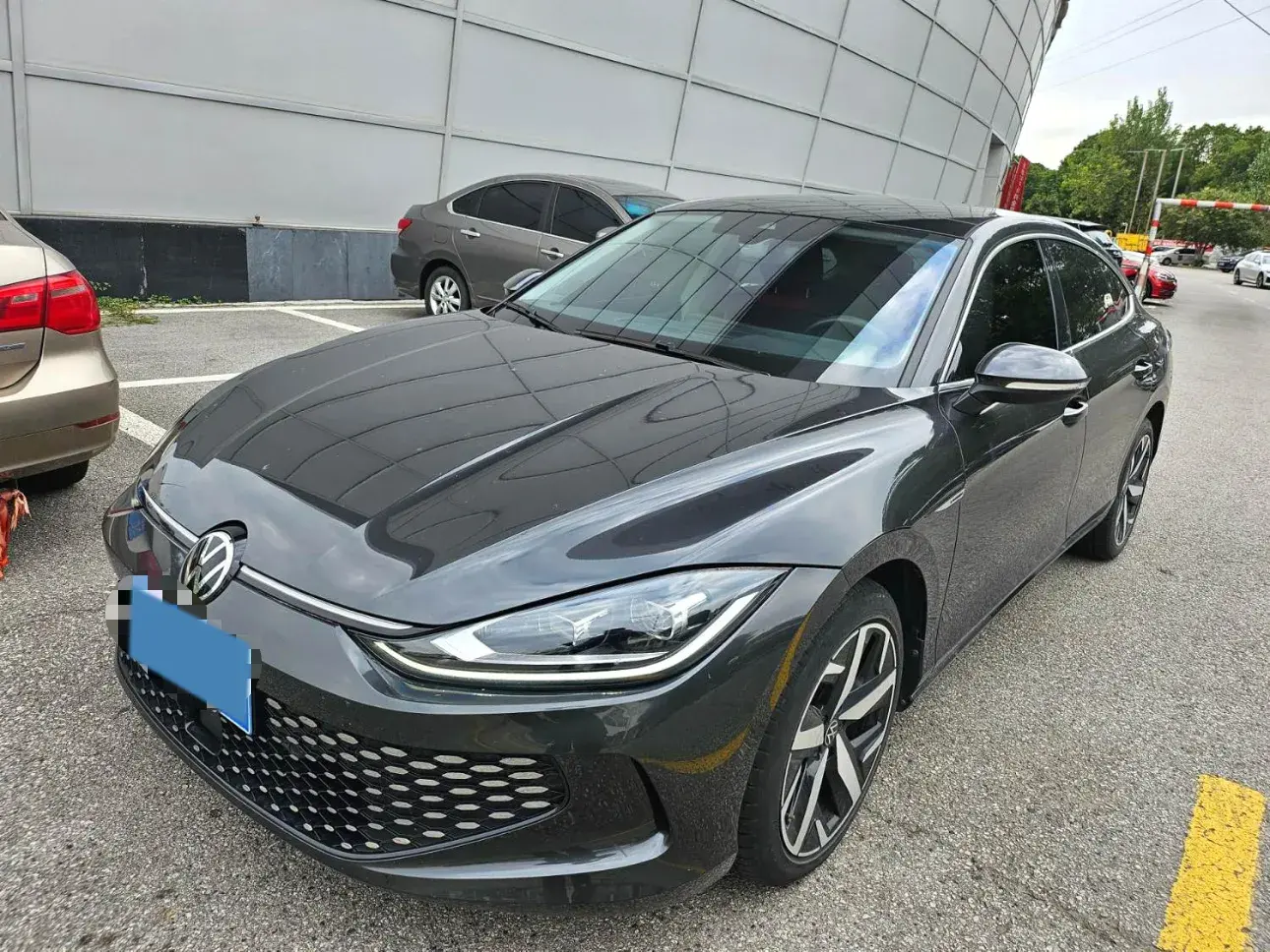 2023 VOLKSWAGEN LAMANDO view 1