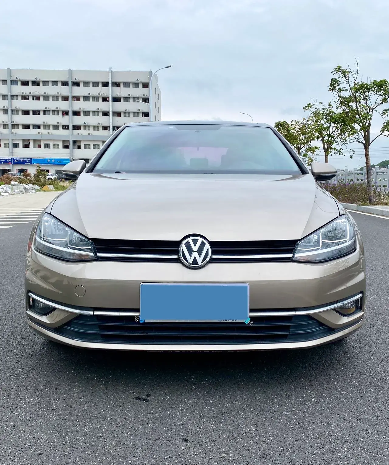 2018 VOLKSWAGEN GOLF thumbnail 2