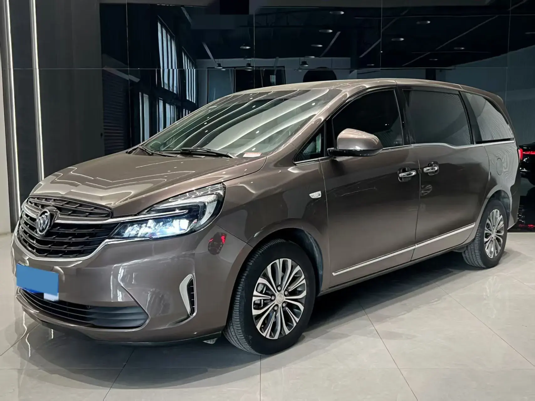 2022 BUICK GL8 view 1