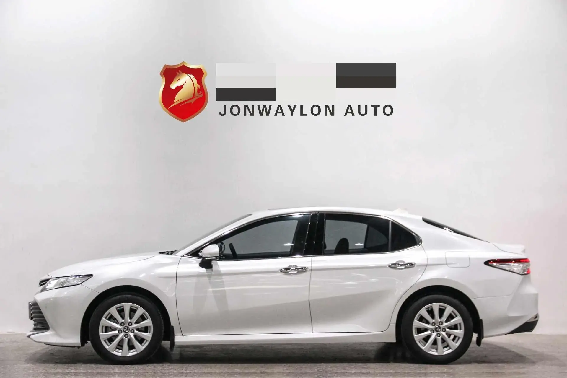 2019 TOYOTA CAMRY thumbnail 3