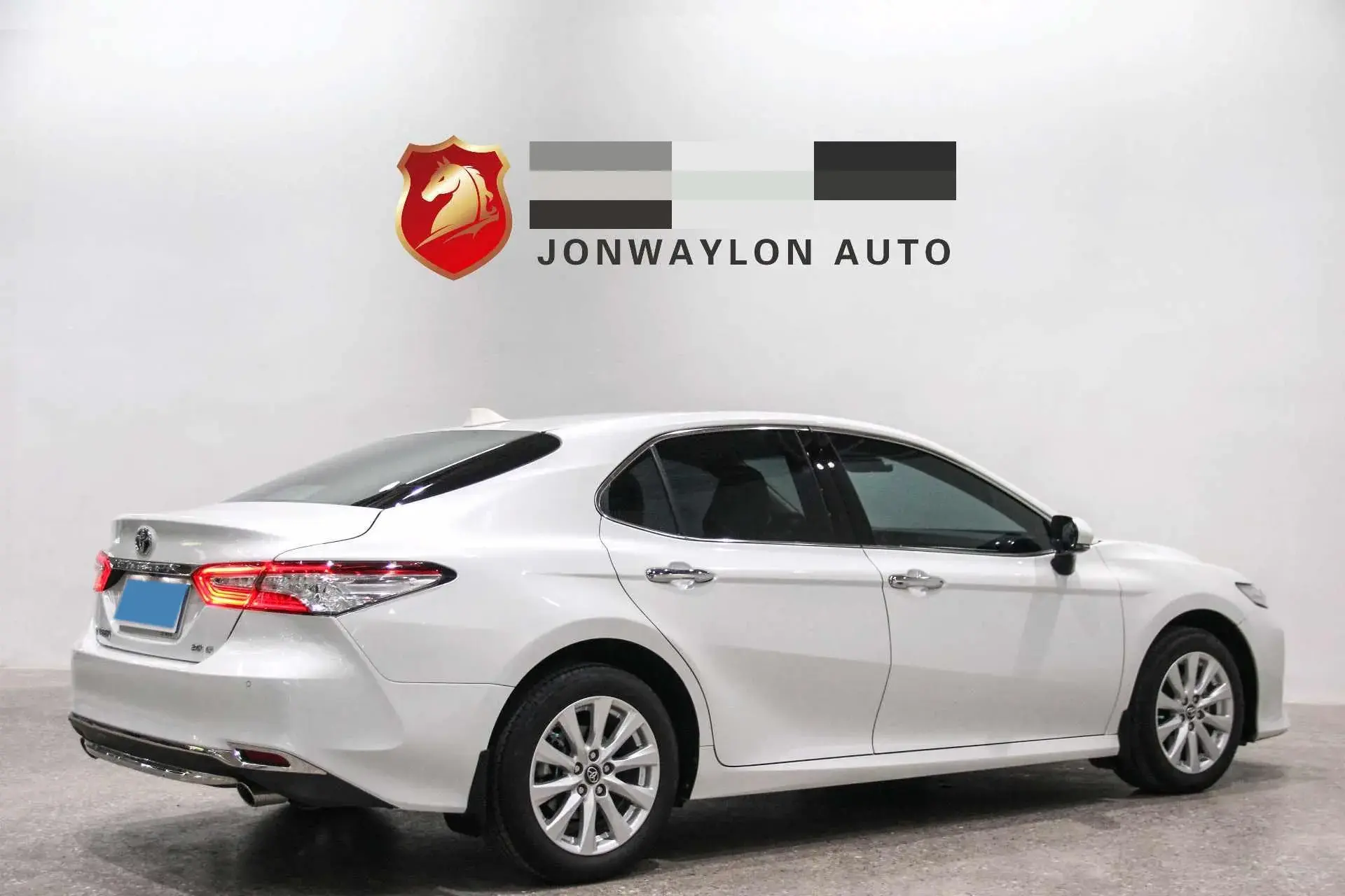 2019 TOYOTA CAMRY thumbnail 4