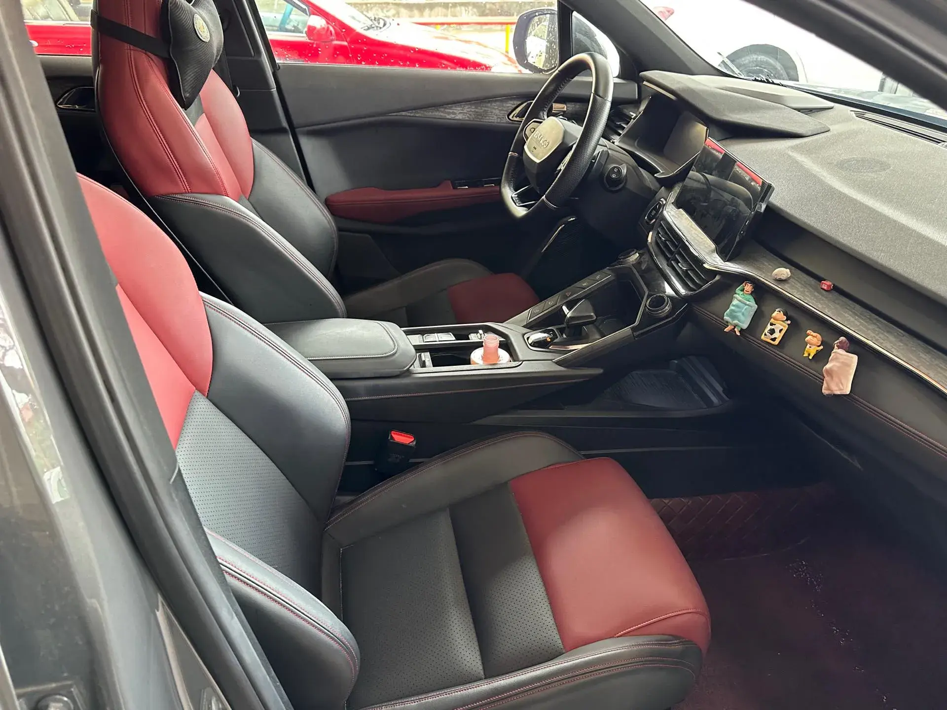 2020 LYNK&CO 06 thumbnail 4