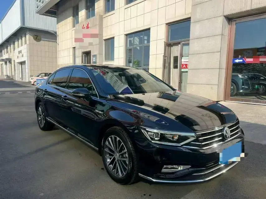 2020 VOLKSWAGEN MAGOTAN thumbnail 2