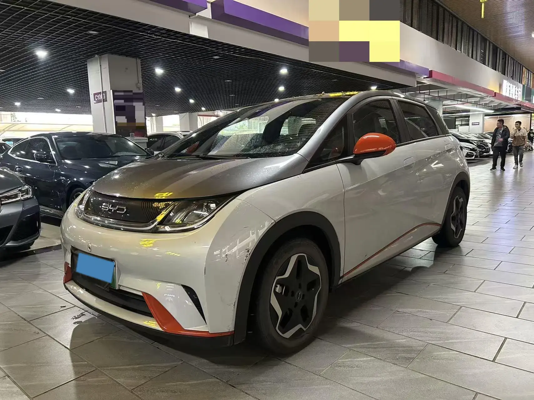 2023 BYD DOLPHIN view 1