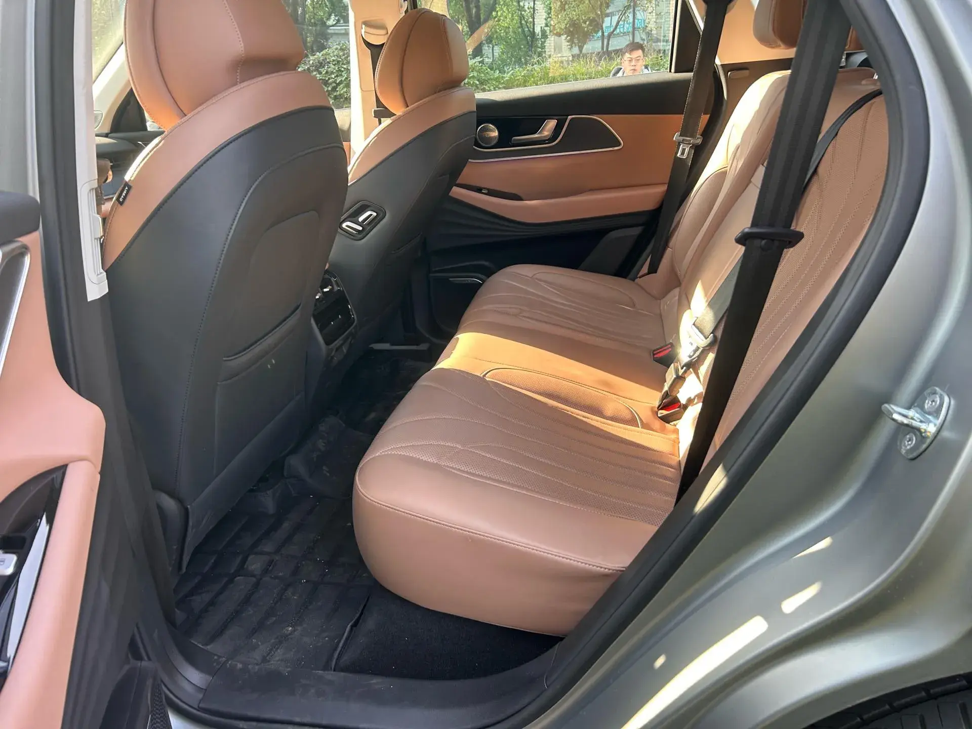 2024 CHERY TIGGO8L thumbnail 3