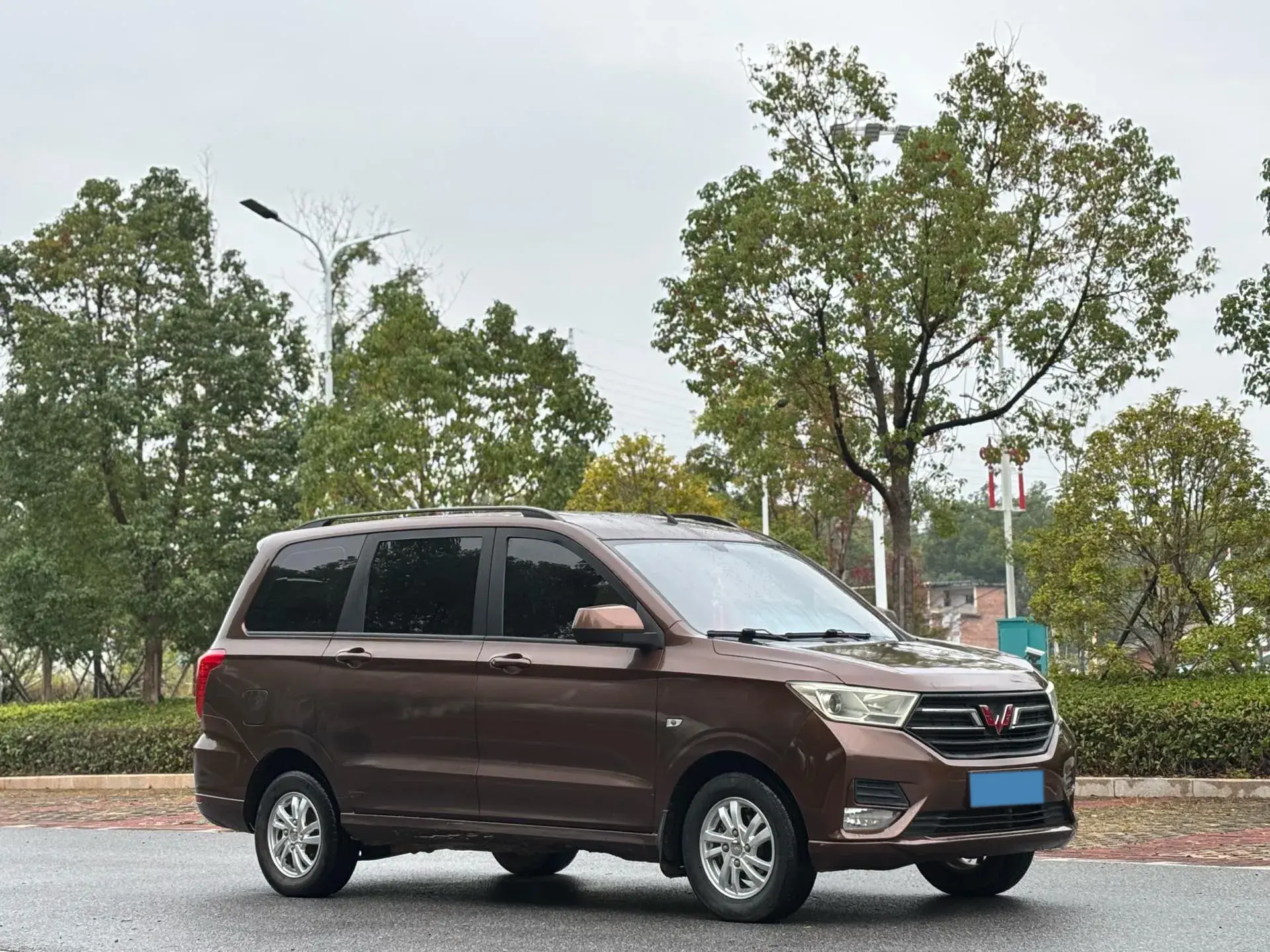 2019 WULING HONGGUANG thumbnail 3