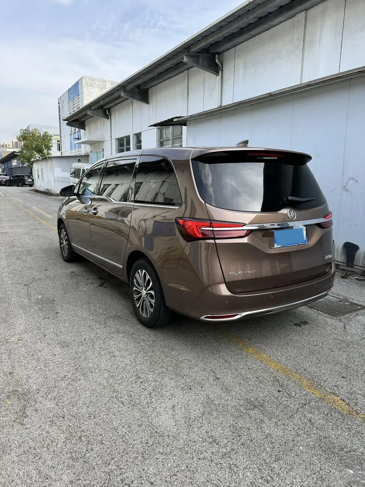 2021 BUICK GL8 thumbnail 3