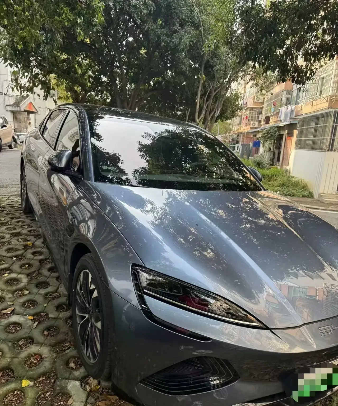 2023 BYD SEAL thumbnail 2